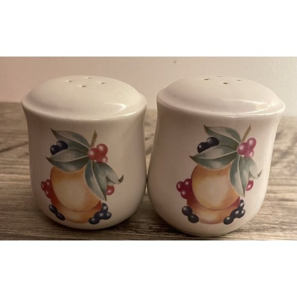 Corelle Kitchen Vintage Corelle By Corning Abundance Salt And